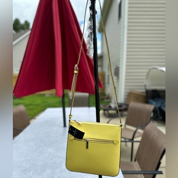 Kate Spade Crossbody Bag Yellow Leather Zip Top Shoulder Bag - Picture 2 of 12